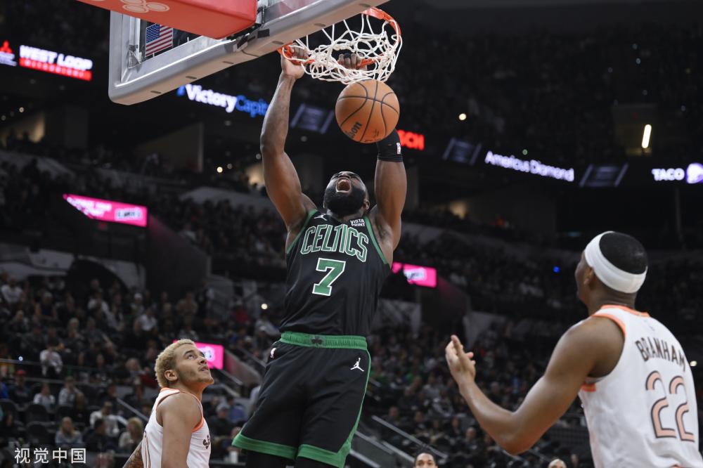 更是球队在 更是球队在