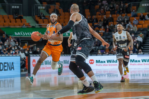 每日体育报：巴萨接近与刚果共和国达成合作 4000万欧赞助即将官宣