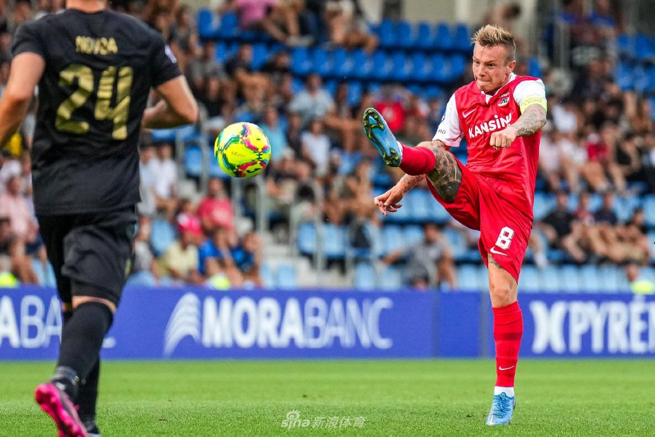 这是由于它 这是由于它