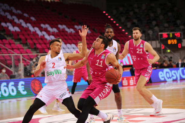 通过这种深 通过这种深