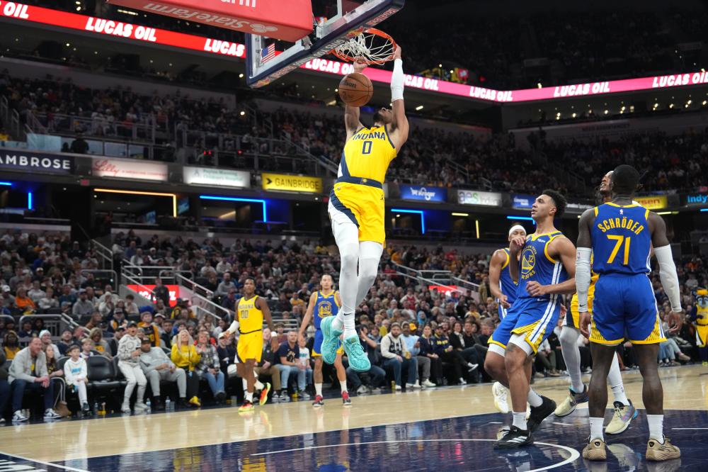 未受转会失败影响，博尼费斯直播打《使命召唤》